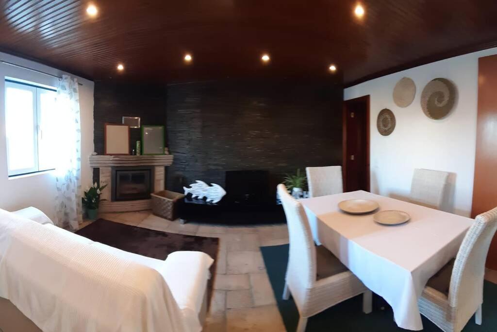 セシンブラ A Casa Da Foz Moradia Com Vista Marヴィラ エクステリア 写真